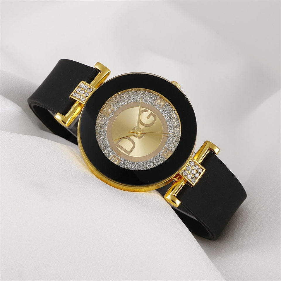 Simple black white quartz watches women minimalist design silicone strap wristwatch big dial women&#39;s fashion creative watch