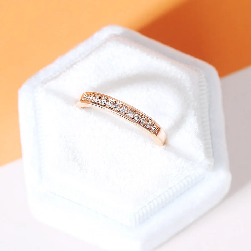 Classic Couple Rings for Women 1 Row Cubic Zirconia Simple Round Rose Gold Color Finger Ring Engagement Fashion Jewelry R062