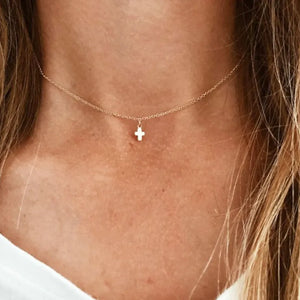 Simple Vintage Style Small Cross Charm Choker Necklace for Women Geometric Heart Pearl Chocker Jewelry Lovers Necklace YN365
