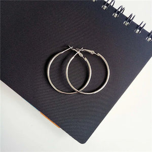 EKUSTYEE Big Circle Hoop Earring for Women Jewelry Metal Trendy Retro Big Round Circle Earrings